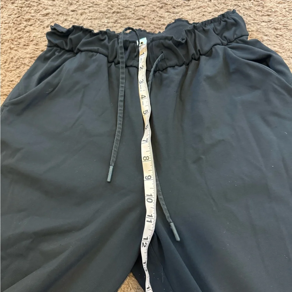 Lululemon Black Stretch High Rise Jogger Pants Pull On Drawstring 6 $128 - Picture 5 of 9